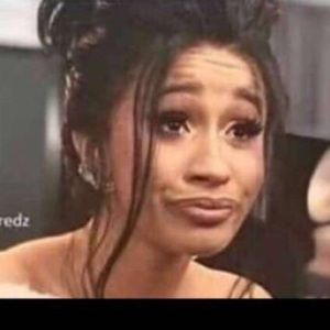 Meet your Posher, Caitlin